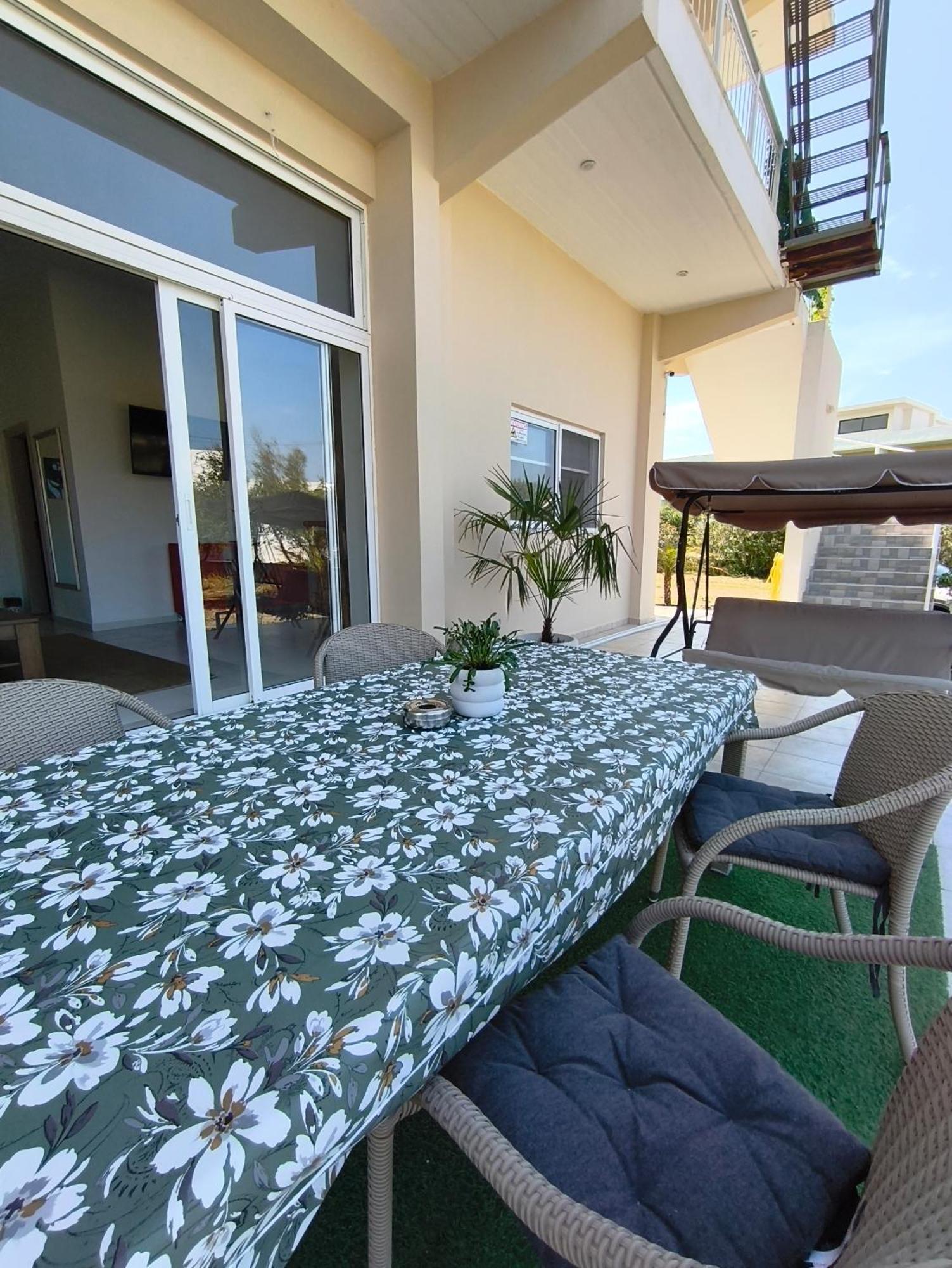 Spacious Beach House Theologos Екстер'єр фото